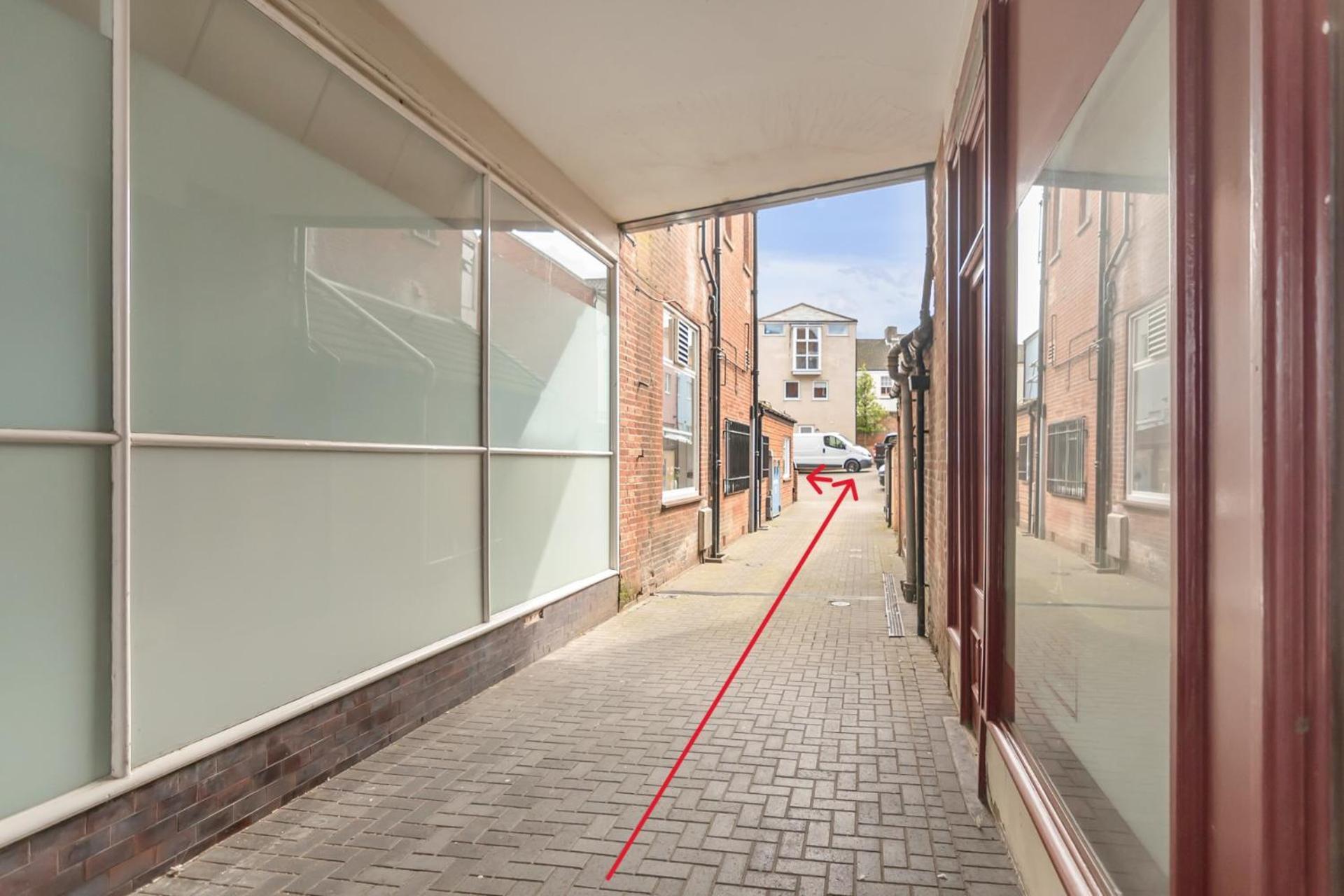 1-Bed Seaside Apartment With Parking Cromer Esterno foto